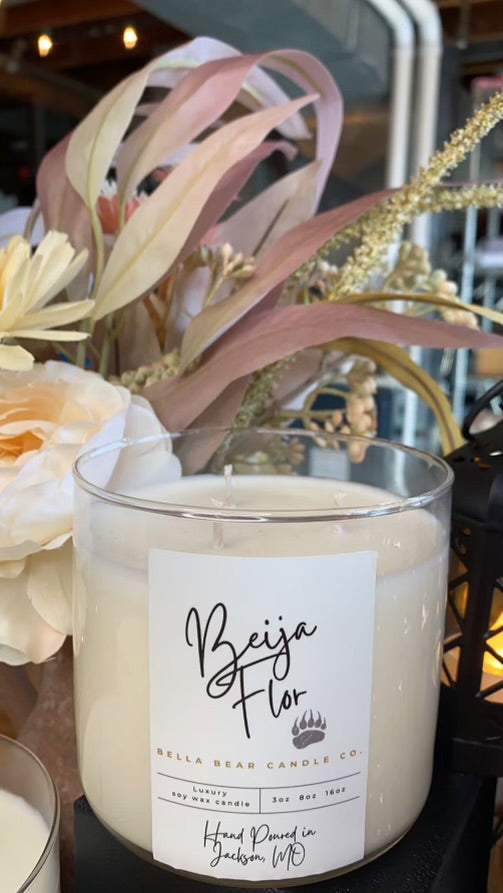 Beija Flor 3 wick, 16 oz Candle